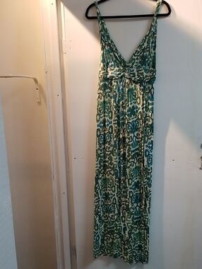 T-Bags Green and White Patterned Maxi Dress